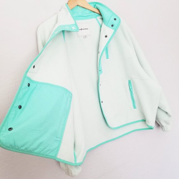 American Eagle Overesized Fleece Sherpa Snap Jacket Size M Mint Green Sea Foam - Picture 16 of 16